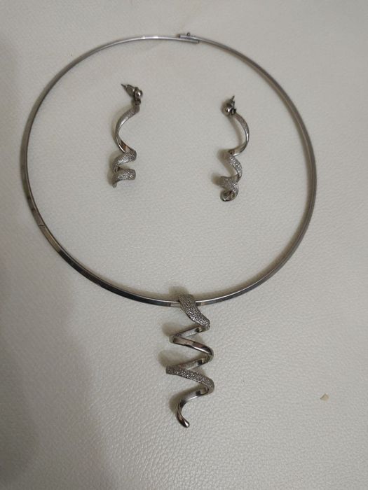 Колье и серьги. Эксклюзив к празднику.Новое.