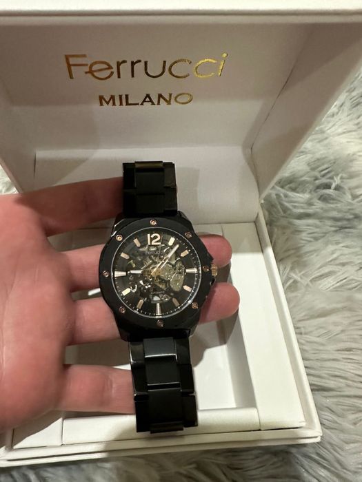 Продаю часы, Ferucci million