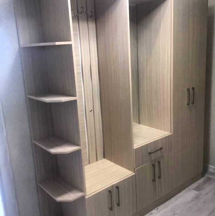 Кухни и шкафы на заказ