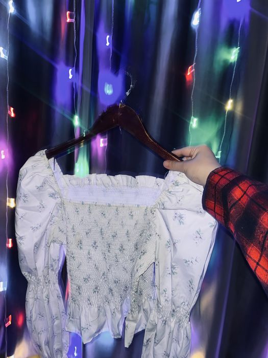 Красивая кофточка