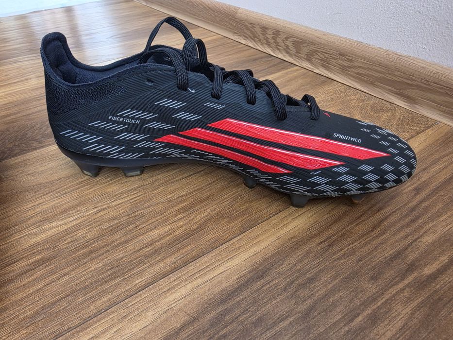 Продавам adidas F50 Elite FG - черен