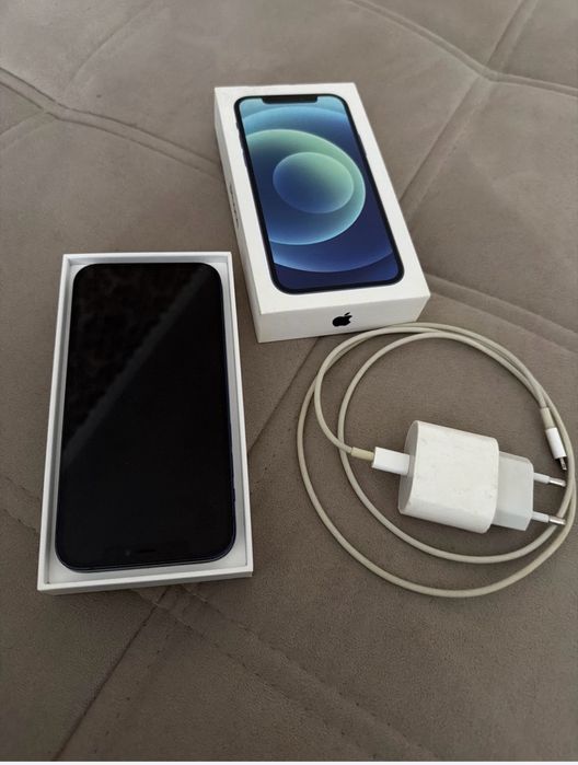 Прадам айфон 12 128гб 76 акб