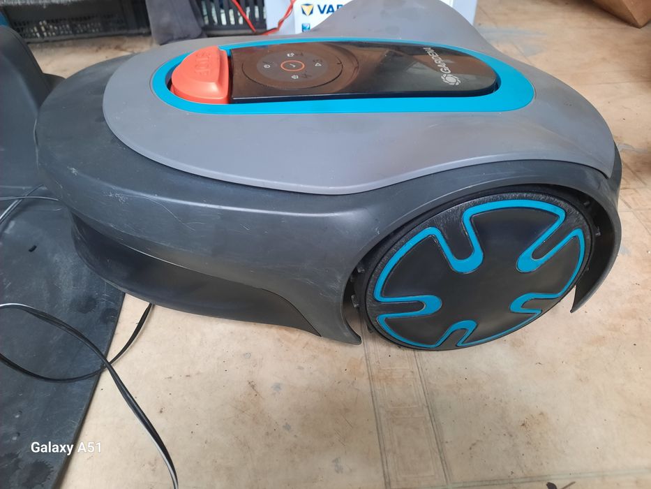 Робот. Косачка за трева