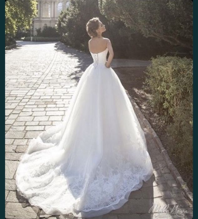 Свадебное платье