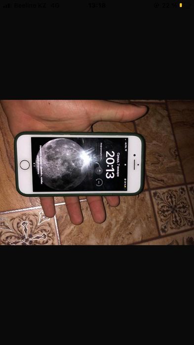 Продаётся айфон 8 в отличном состоянии