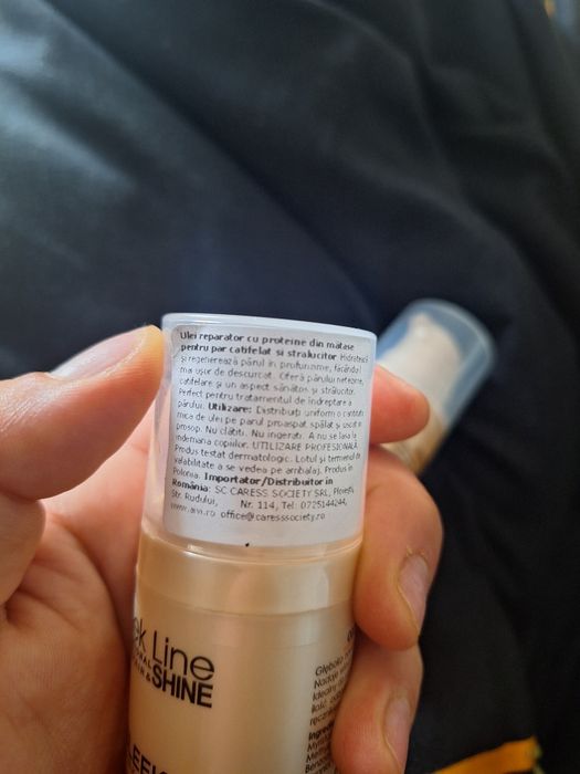 Ulei de par pentru reparare și strălucire