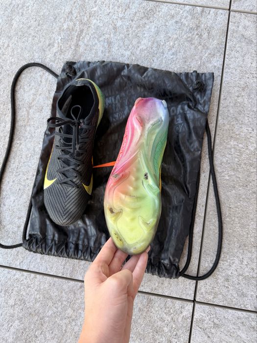 Ghete de fotbal nike acc