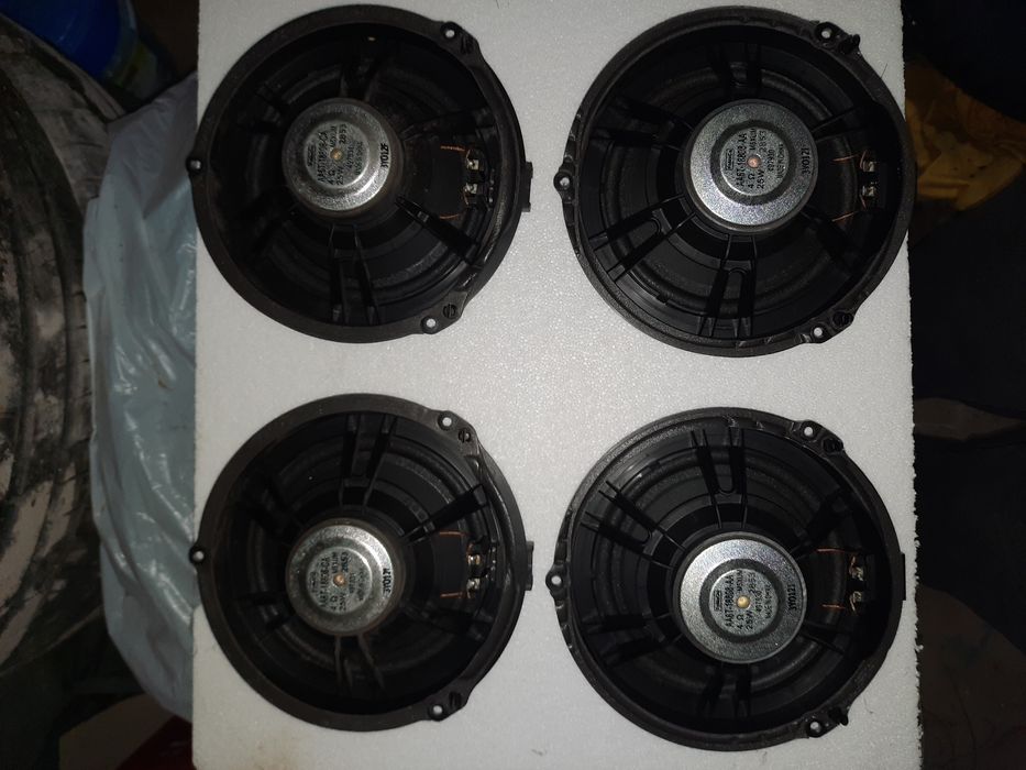 Vand set difuzoare negre ford focus 3