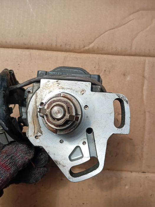 Трамблёр Toyota Carina E