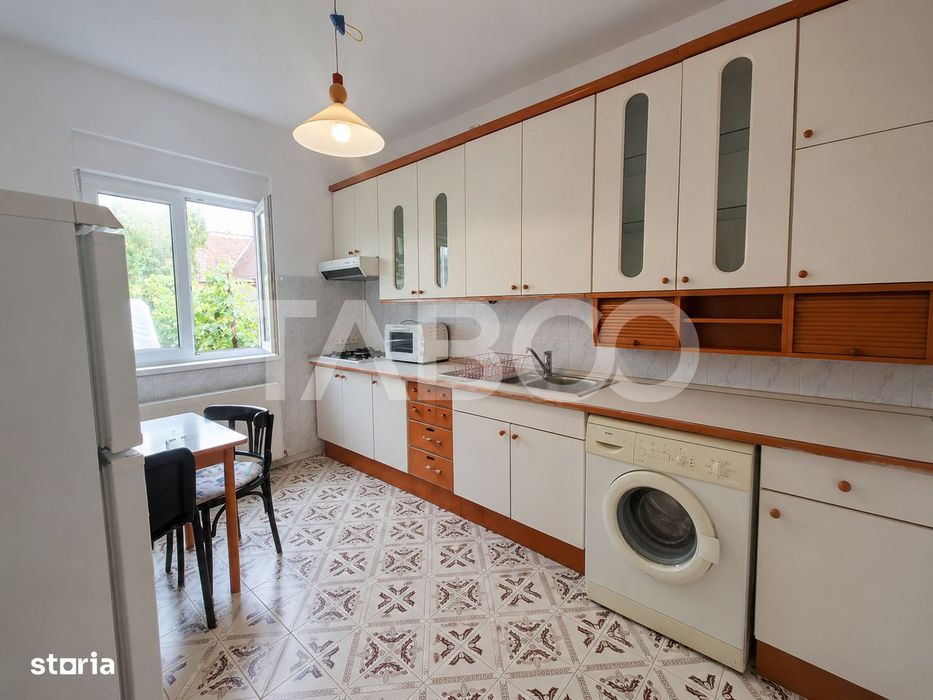 Apartament la casa de inchiriat 3 camere zona Sub Arini din Sibiu