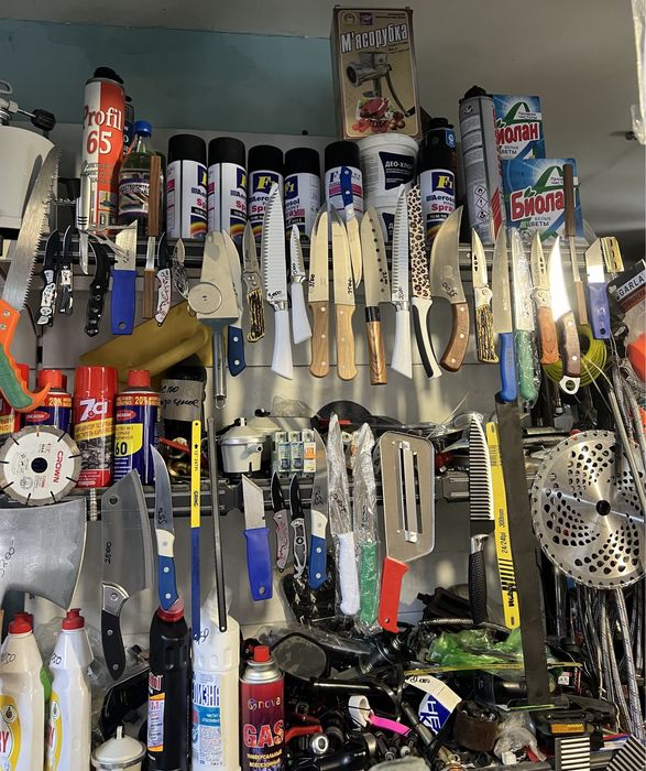 Электрические чайники.Ножи кухоные.Дачный инвентарь.Тачки садовые