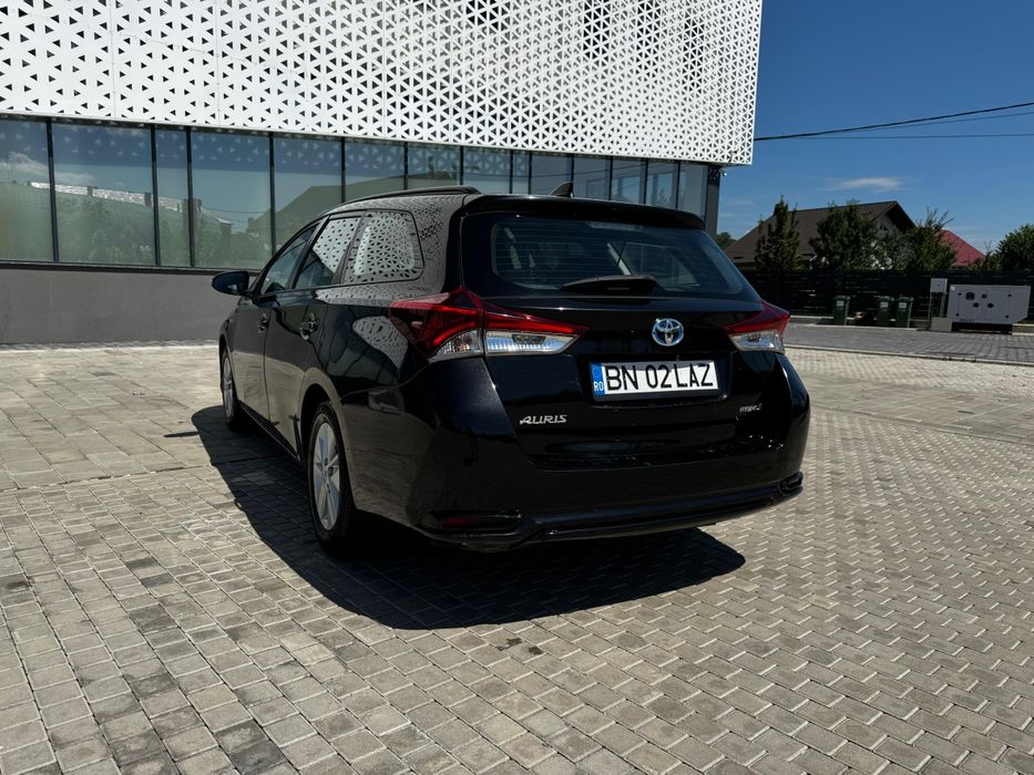 Toyota auris hybrid