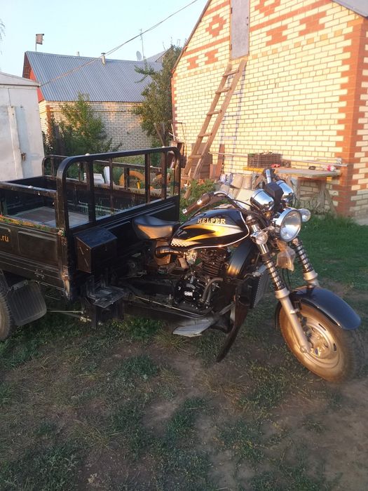 Продам моторолер