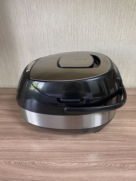 Мультиварка новая