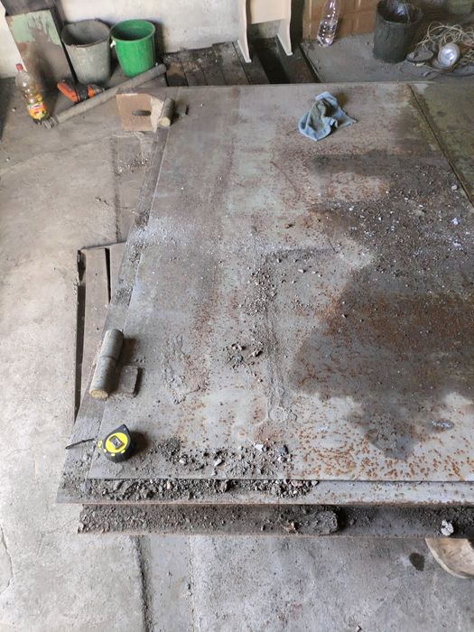 Ворота гаражные металлические