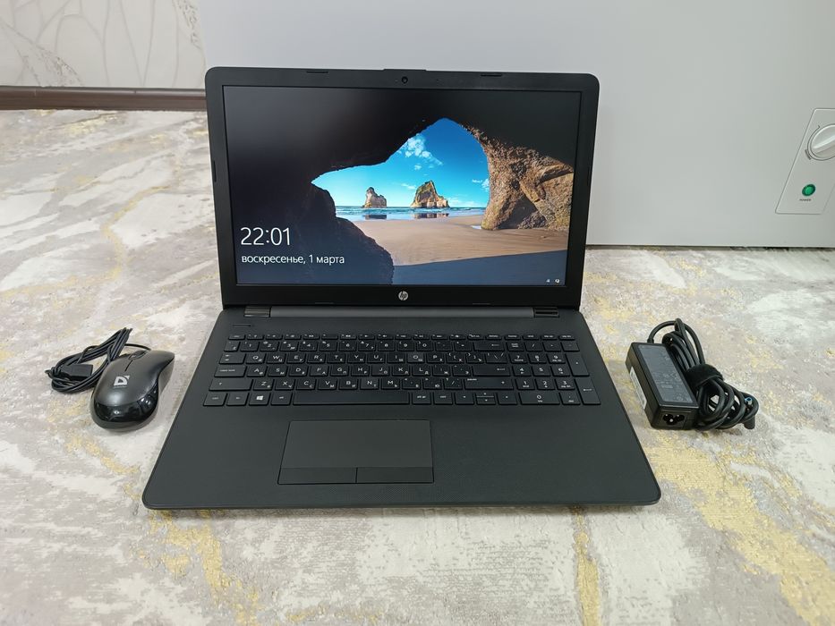 НОУТБУК HP Windows 10 Pro SSD Kingston.