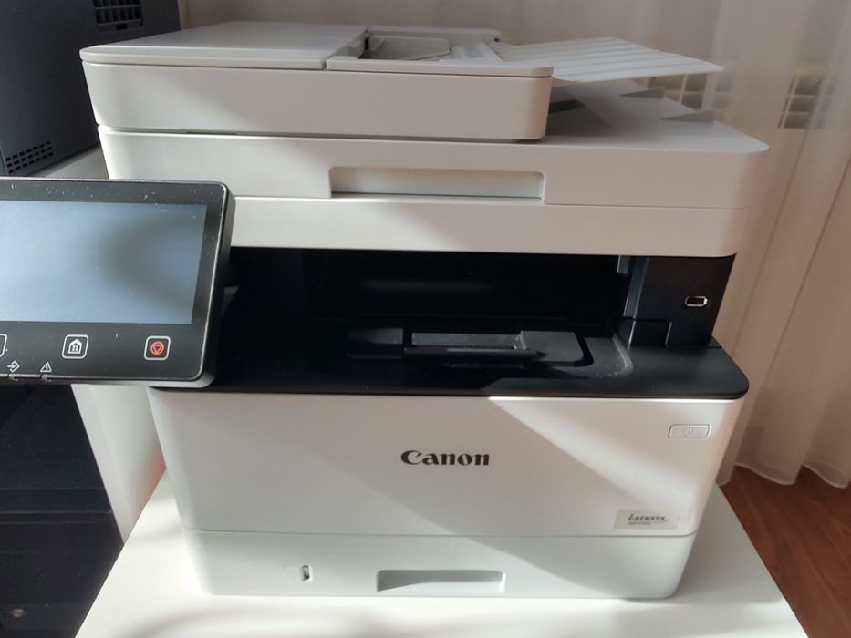 Чисто нов принтер скенер canon