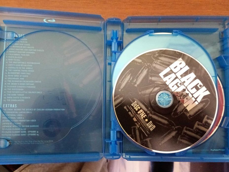 Black Lagoon Blu-ray и Dvd combo pack