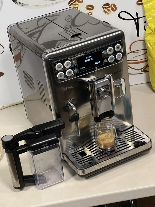 Кафемашина кафе автомат Saeco Exprelia evo с гаранция