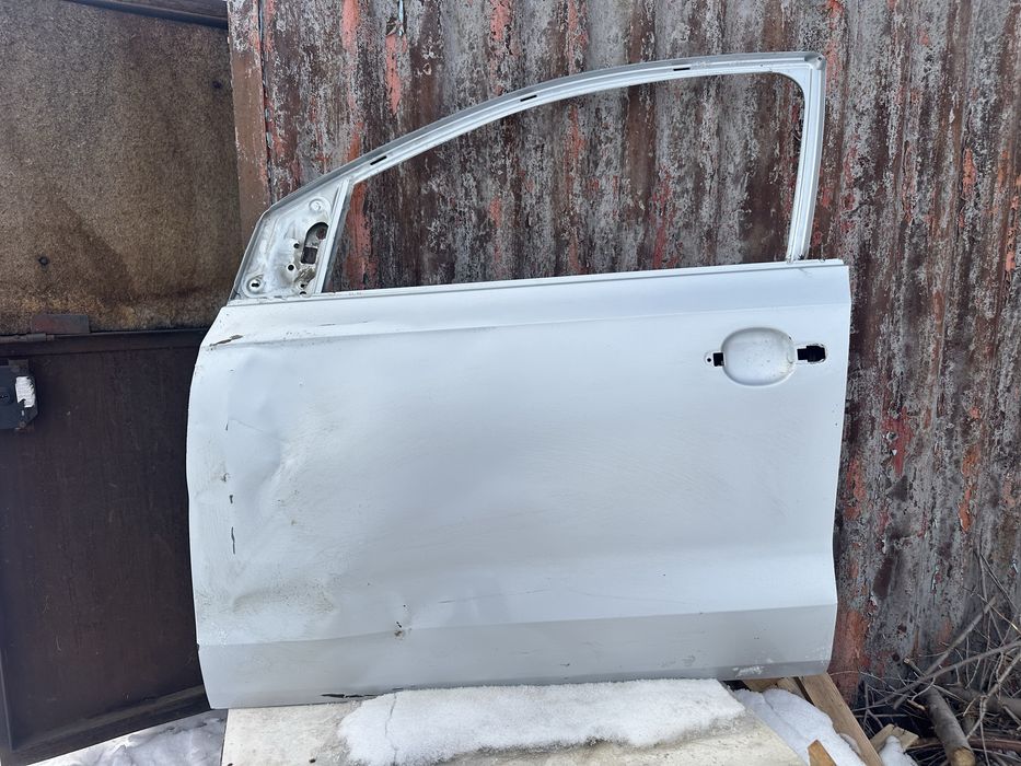 Водительская дверь VW Polo