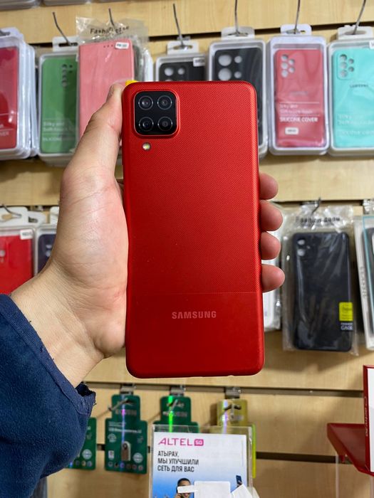 продам телефон самсунг А12