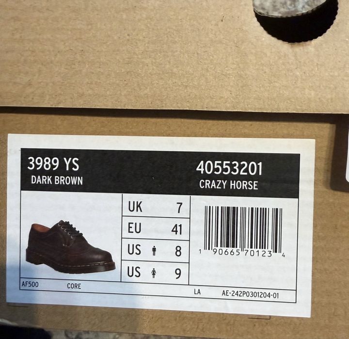 NOU Pantofi Unisex Dr Martens 3989 Brogue Crazy Horse Leather