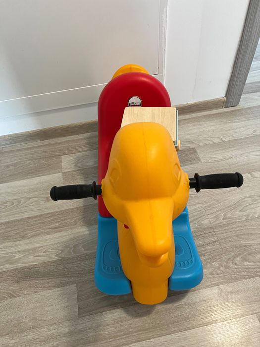 Balansoar copii si  cub activități