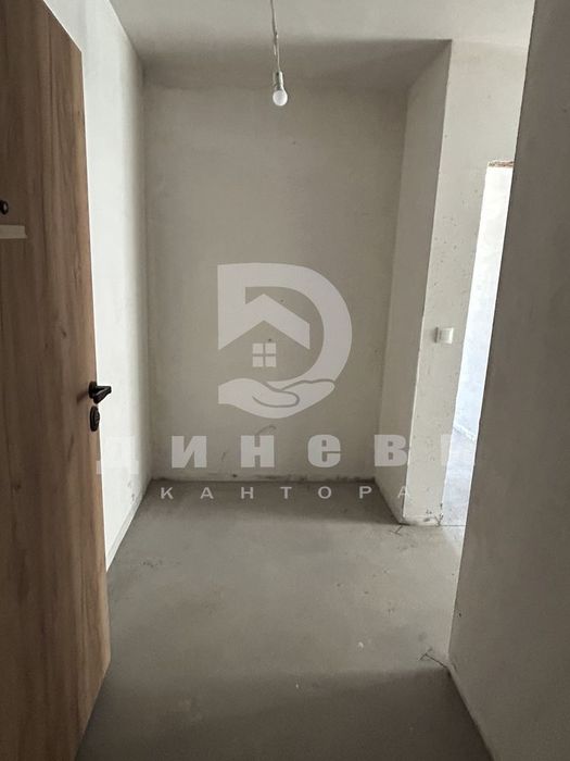 Продава се Тристаен апартамент в Пловдив, Шекер махала - 110 кв.м за 765 €/кв.м - Снимка #9