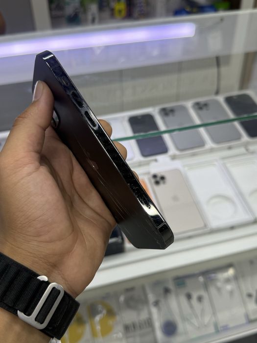 iphone 12 pro в хорошем состояний