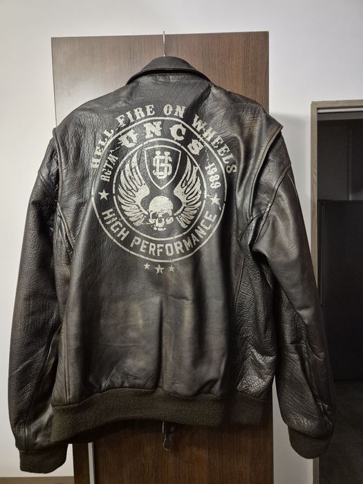 Geacă din piele naturală marca UNCS, model bomber, mărime mare, grea
