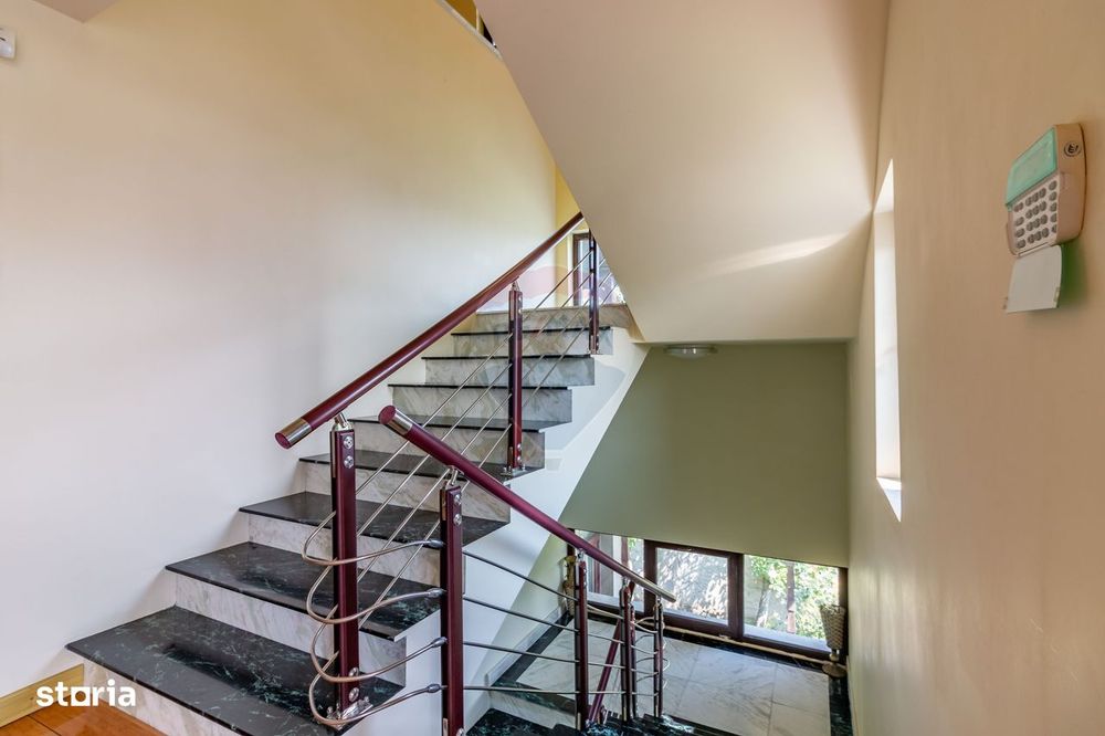 Casă / vilă de vânzare în Balotești | aprox. 350 mp | teren 1.015 mp