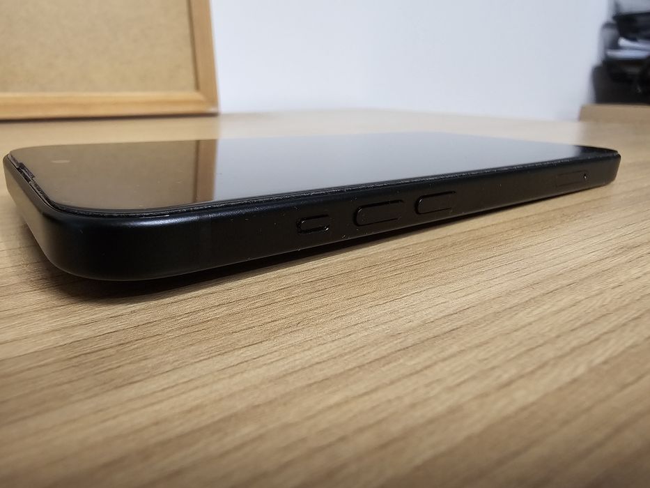 Iphone 15 128 GB, черен