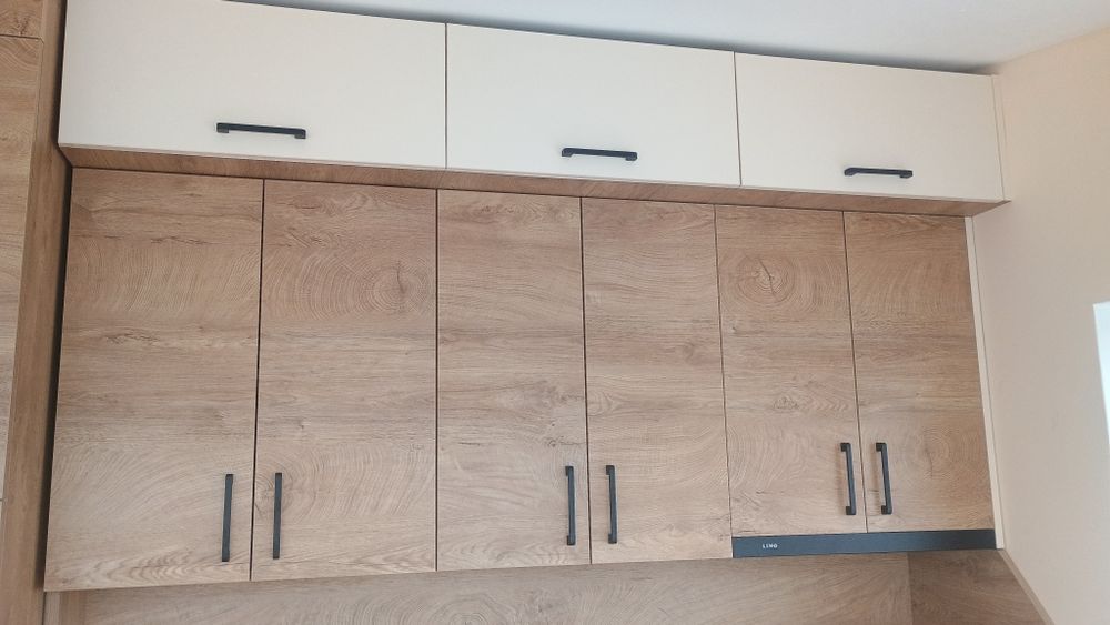 Мебели по поръчка