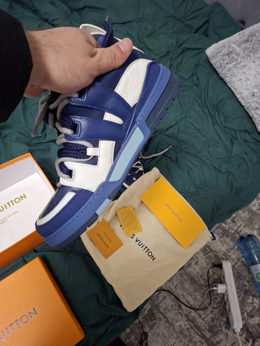 Adidasi  louis vuitton