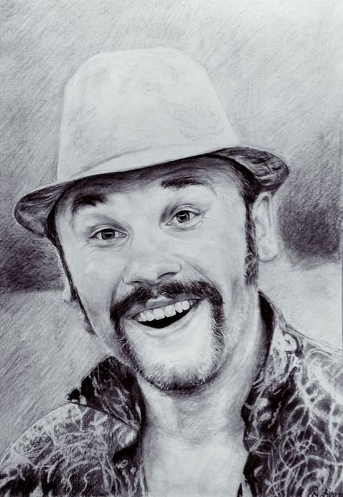 Portret în creion pe hârtie