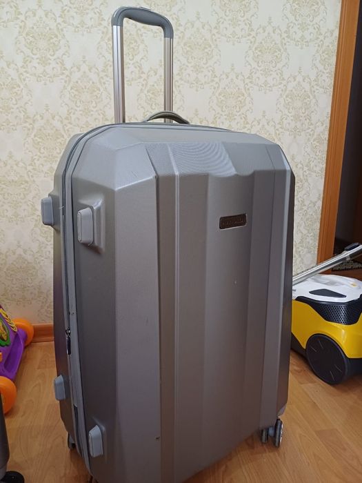 Сумка, чемодан. Дорожные сумки