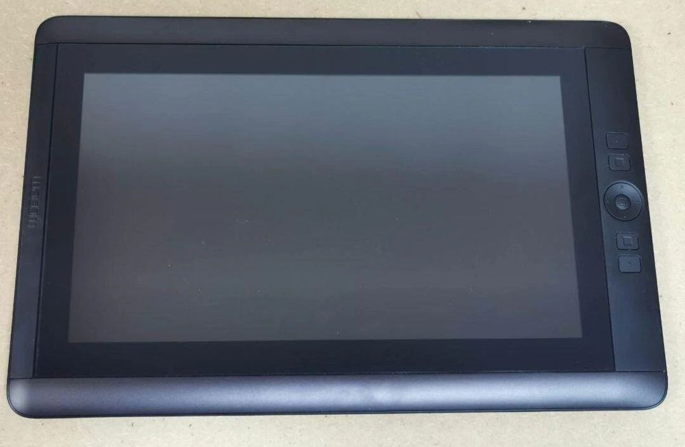 Tableta grafica Wacom Cintiq 13HD Pen DTk-1300 editare foto vide