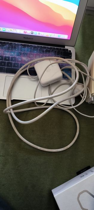 Mac air 11,7 - model A1465