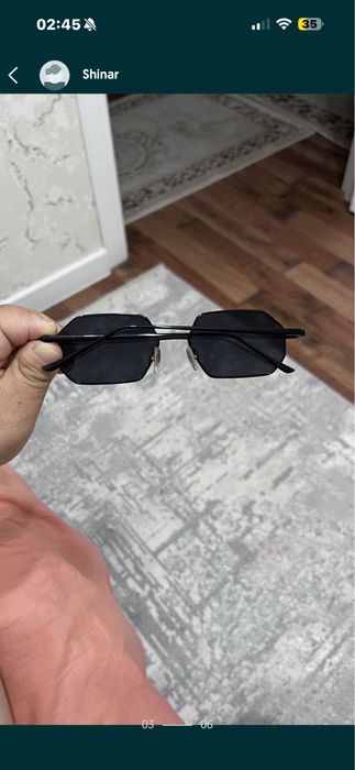 Продается брендовый Солнцезащитный очки