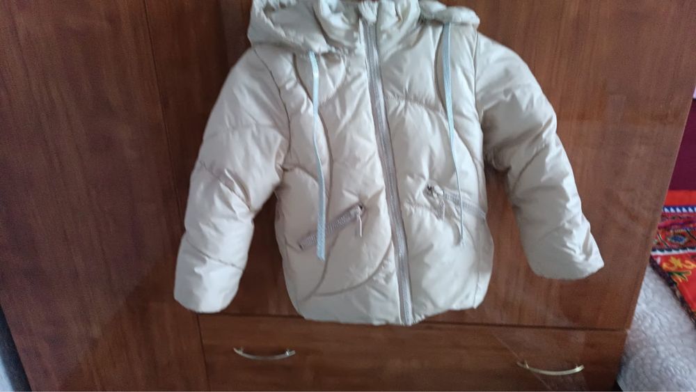 Детская куртка белый