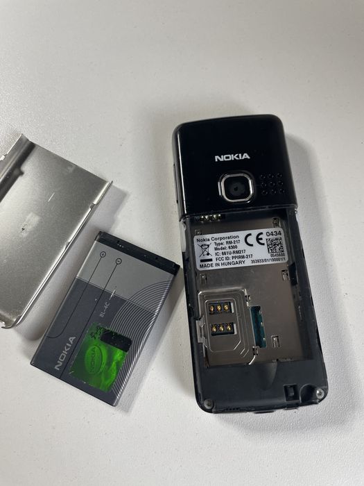 NOKIA 6300 Type RM-217 Silver Telefon clasic