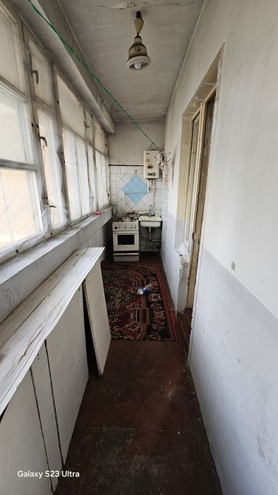 Сотилади 1 хона 3-этаж 9 этажли домда