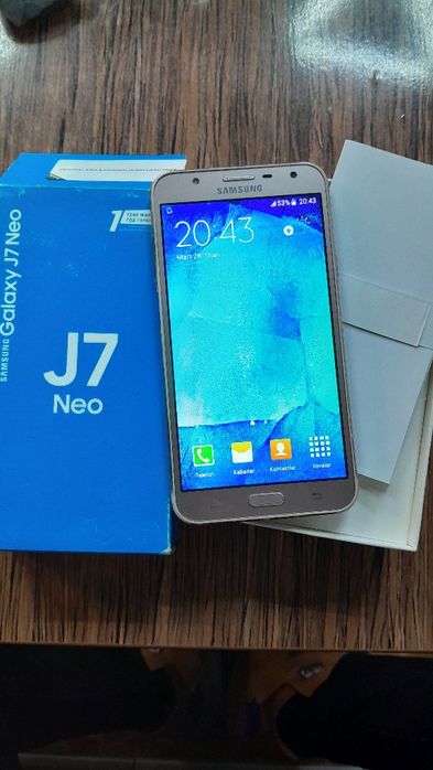 Samsung galaxy J 7neo