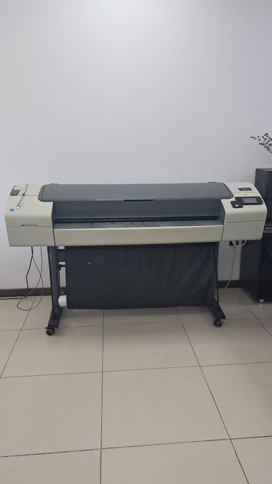 Продам плоттер НР T790