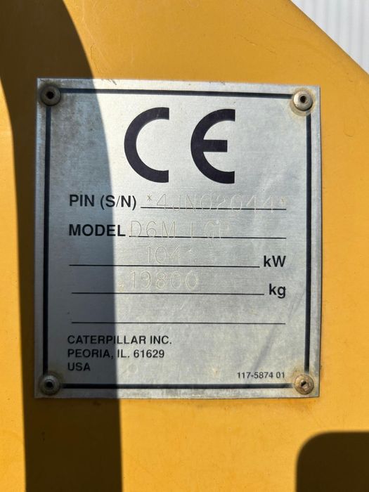 Caterpillar D6M LGP – 104 kW – 2004 – 19.800 kg