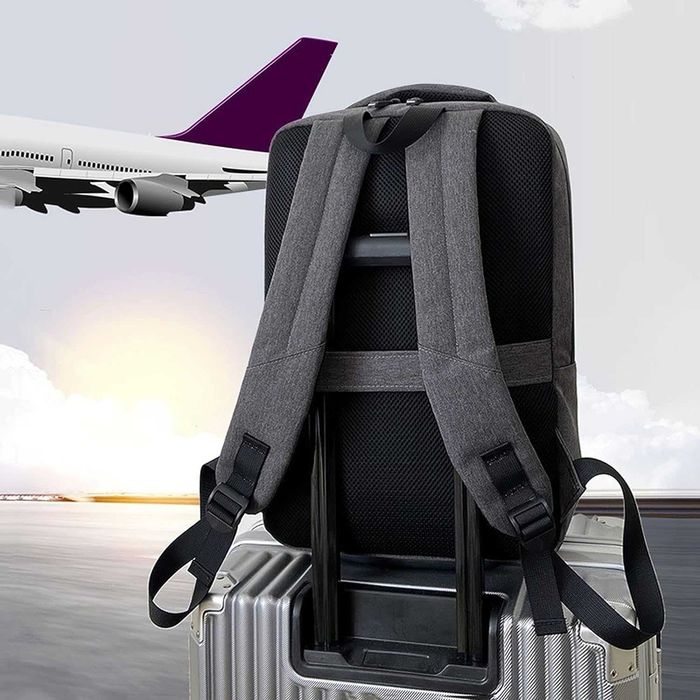 Раница за лаптоп  с бизнес водоустойчив дизайн