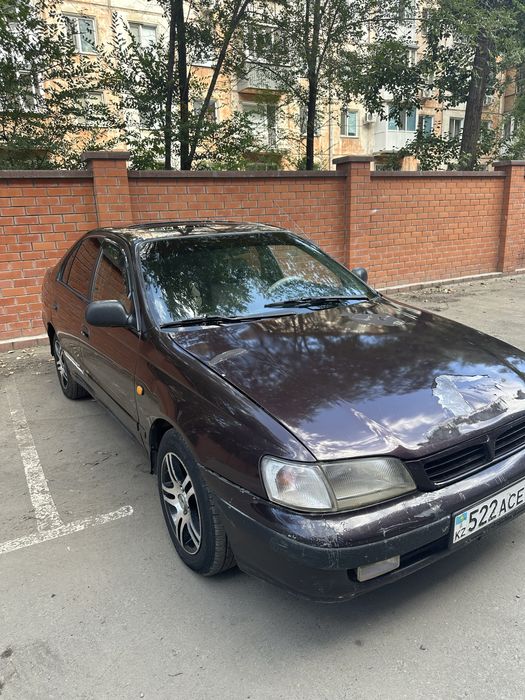 Продам машину звоните пишите приезжайте смотрите