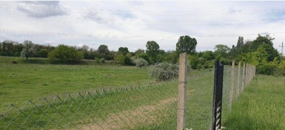 Două loturi teren intravilan