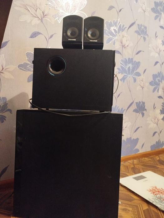 Обмен есть на айфон ватсап есть