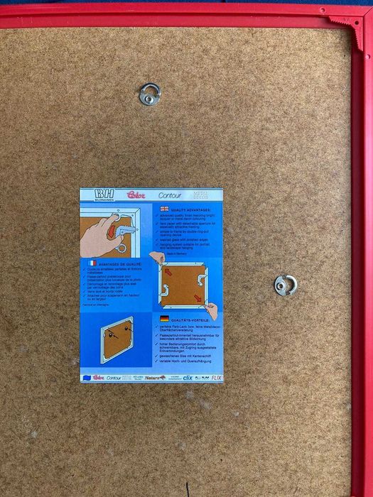 Tablou modern pictat manual Franta anii 70 rama expoztionala rosie